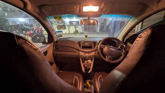 https://images10.gaadi.com/usedgaadi-sellcar/UsedCar/e5f8585fa/08782f7f-07cf-4374-87ea-827910e6b681.jpg?imwidth=6402