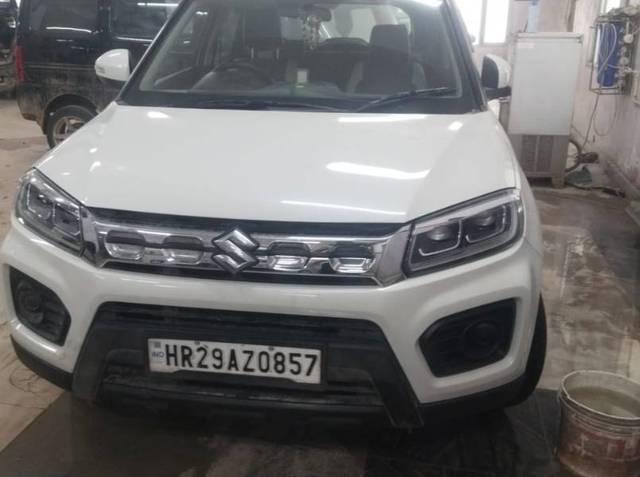 https://images10.gaadi.com/usedgaadi-sellcar/UsedCar/e5f86a99a/438ed4c9-a1d4-4a2f-8acf-7e196cc2e8f8.jpg?imwidth=6400