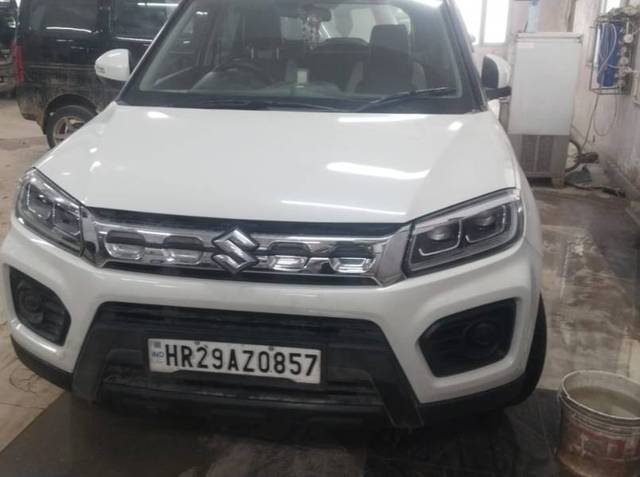 https://images10.gaadi.com/usedgaadi-sellcar/UsedCar/e5f86a99a/4b4a30d4-3c19-456e-896b-40acffd57e16.jpg?imwidth=6400