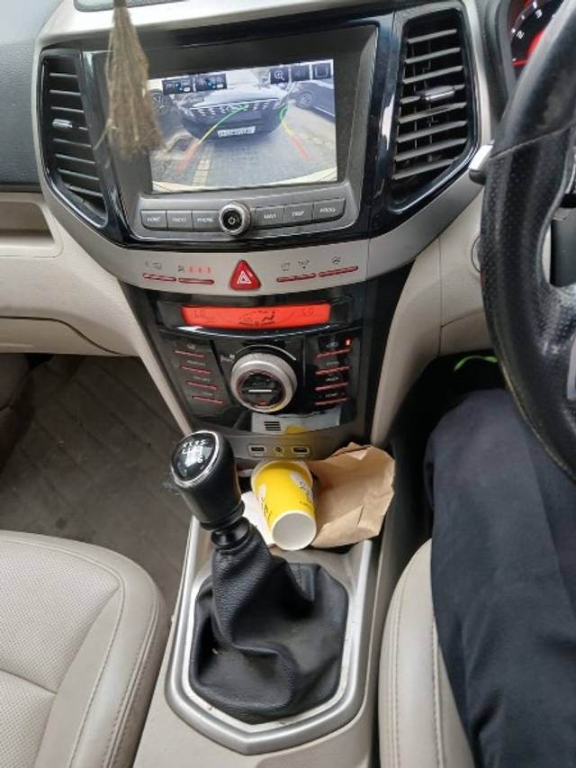 https://images10.gaadi.com/usedgaadi-sellcar/UsedCar/e5f8a8e5a/6d689583-65f6-4d8a-89a5-ef308d16a94f.jpeg?imwidth=6401