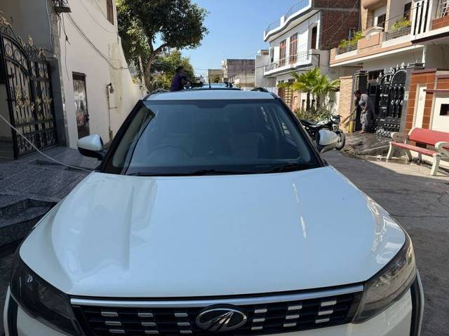 https://images10.gaadi.com/usedgaadi-sellcar/UsedCar/e5f8c111a/6245f408-d3bc-4e77-bd26-abe5a044c1ee.jpg?imwidth=6401