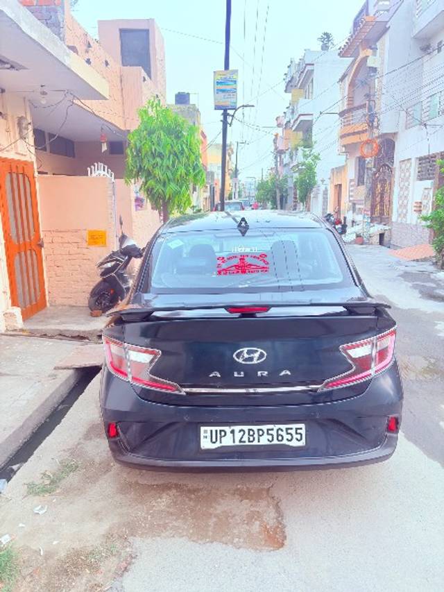 https://images10.gaadi.com/usedgaadi-sellcar/UsedCar/e5f90b31a/5f188ba4-ff37-48c1-85eb-49449dd08acc.jpeg?imwidth=6402