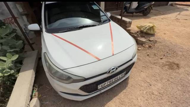 https://images10.gaadi.com/usedgaadi-sellcar/UsedCar/e5f90ccba/b7ed546c-ce42-41ed-858c-2a98cc792841.jpg?imwidth=6400