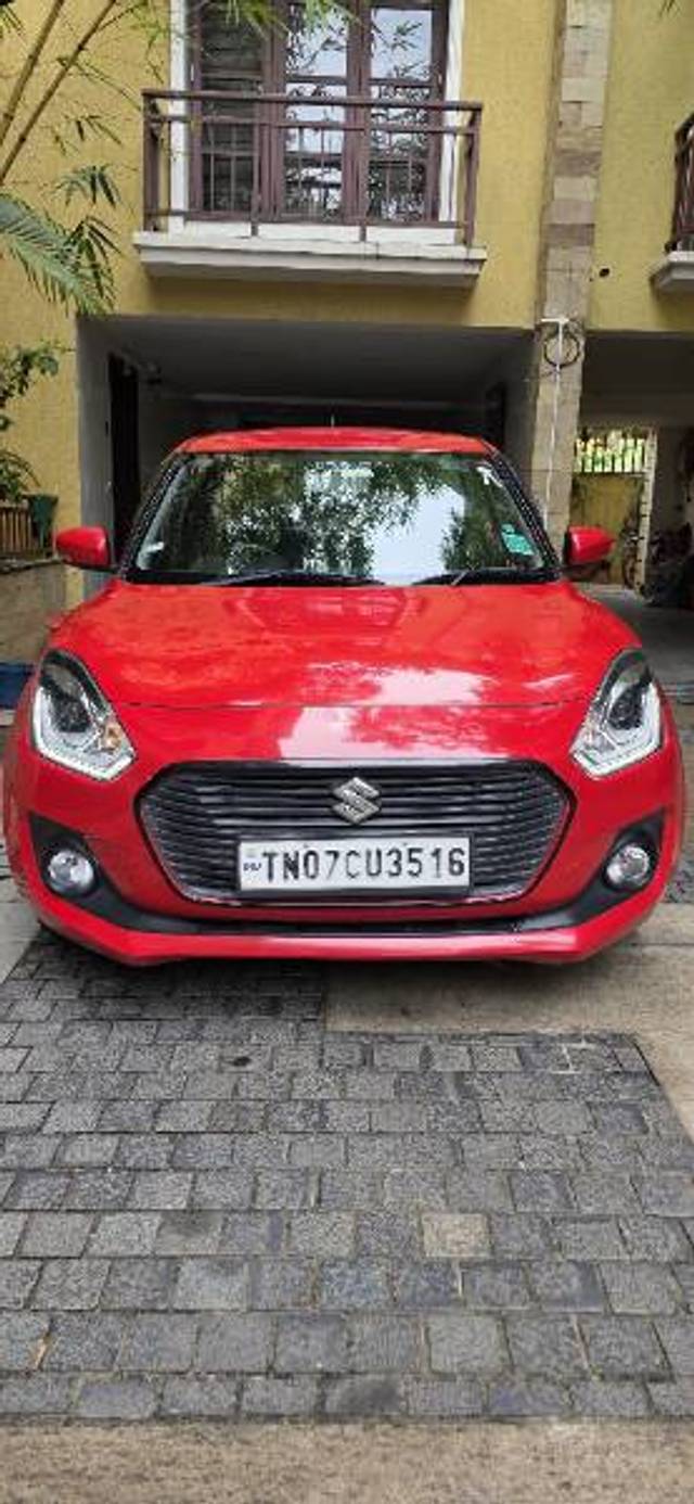 https://images10.gaadi.com/usedgaadi-sellcar/UsedCar/e5f9cd84a/71117229-729c-4ffd-b6db-086fdbc3c971.jpg?imwidth=6400