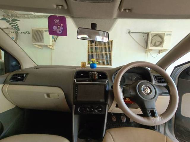 https://images10.gaadi.com/usedgaadi-sellcar/UsedCar/e5fa41a6a/10fac7c0-12cb-44e1-9730-15266a758d85.jpg?imwidth=6401