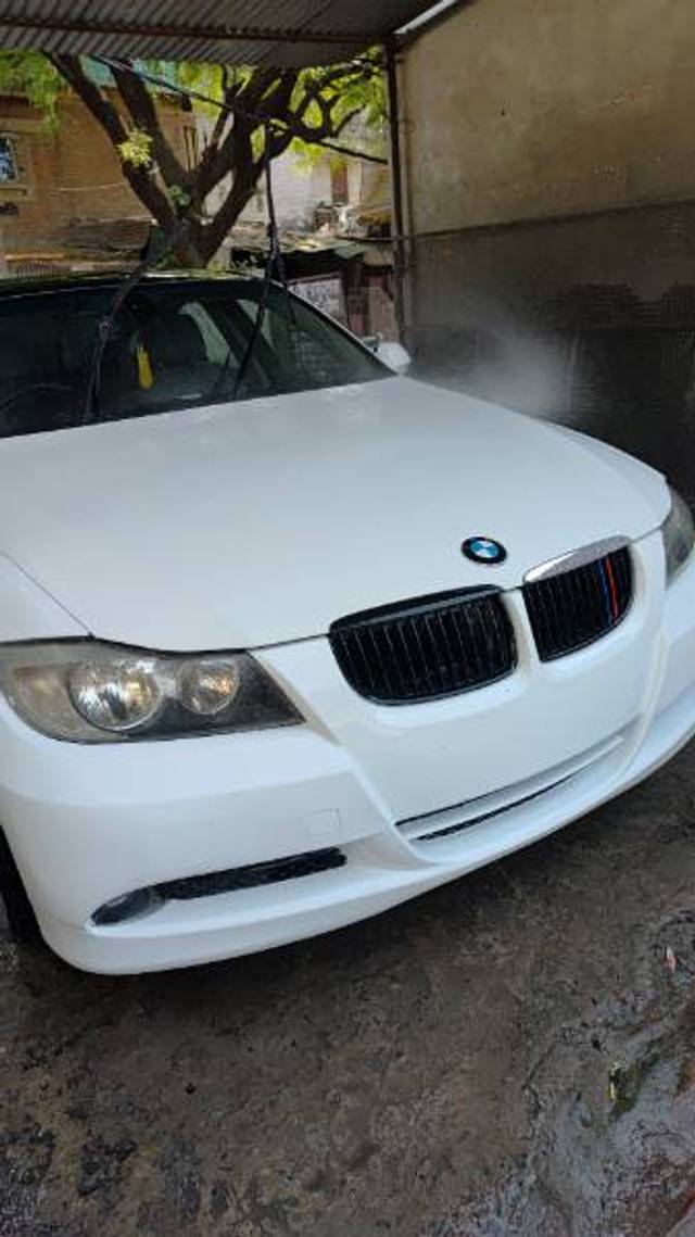 https://images10.gaadi.com/usedgaadi-sellcar/UsedCar/e5fa5692a/8d6e93a9-f474-4788-bb0d-60ffcf8af86d.jpg?imwidth=6402