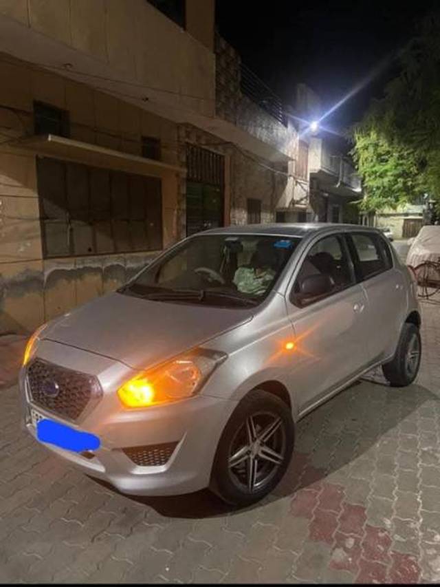 https://images10.gaadi.com/usedgaadi-sellcar/UsedCar/e5fa76eda/81a79871-df3d-4d9c-9b3a-03b1e874f73f.jpg?imwidth=6400