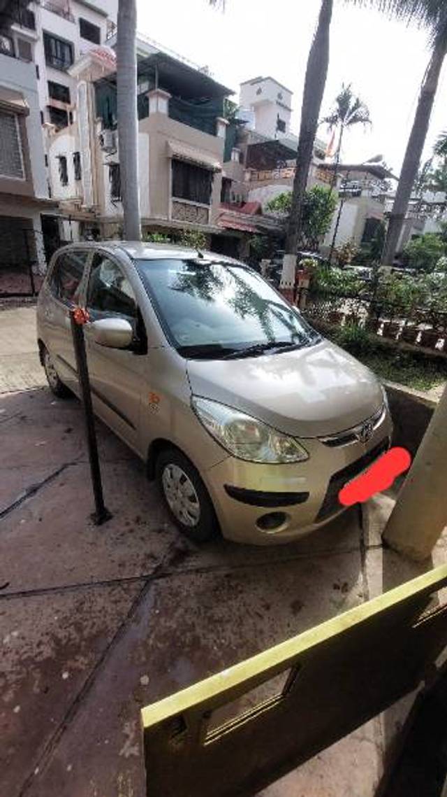 https://images10.gaadi.com/usedgaadi-sellcar/UsedCar/e5facaa2a/c8734679-6a6d-4f8a-a185-8fc3403c8fb4.jpg?imwidth=6400