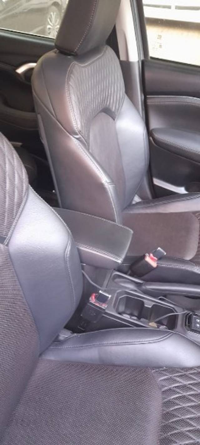 https://images10.gaadi.com/usedgaadi-sellcar/UsedCar/e5faf2b7a/d30a0309-a7b8-42a0-83c7-c756d3af2b1b.jpeg?imwidth=6401