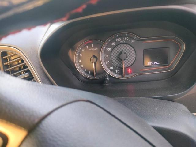 https://images10.gaadi.com/usedgaadi-sellcar/UsedCar/e5fb5615a/e851e234-3c5a-40e0-b8f4-6c5d564a3e2d.jpeg?imwidth=6401