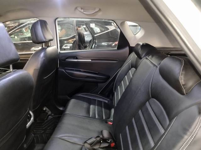 https://images10.gaadi.com/usedgaadi-sellcar/UsedCar/e5fbe160a/283e22ff-c65c-4f71-8f66-59a0444206a7.jpeg?imwidth=6401