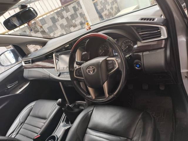 https://images10.gaadi.com/usedgaadi-sellcar/UsedCar/e5fcc422a/f326841b-cbd2-4edd-9f16-0989aa4f3303.jpeg?imwidth=6402