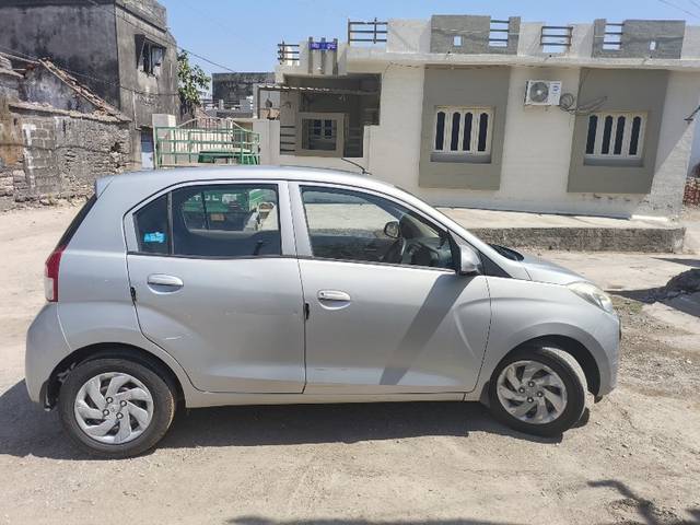 https://images10.gaadi.com/usedgaadi-sellcar/UsedCar/e5fd3a34a/0a8f3581-bc4e-48c9-a9c4-9657d7d8d50c.jpeg?imwidth=6401