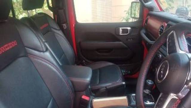 https://images10.gaadi.com/usedgaadi-sellcar/UsedCar/e5fdfe18a/9eb7f529-10c6-4673-835e-c933722c4f8d.jpg?imwidth=6401