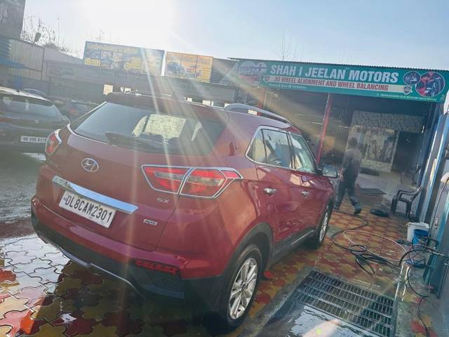 https://images10.gaadi.com/usedgaadi-sellcar/UsedCar/e5fe2871a/a68431b6-8b15-496f-b37c-5c9ed283f4eb.jpeg?imwidth=6402