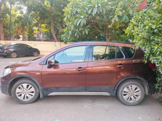 https://images10.gaadi.com/usedgaadi-sellcar/UsedCar/e5fe5d53a/d413a99f-ff06-4529-9d91-830d5d124c47.jpg?imwidth=6402