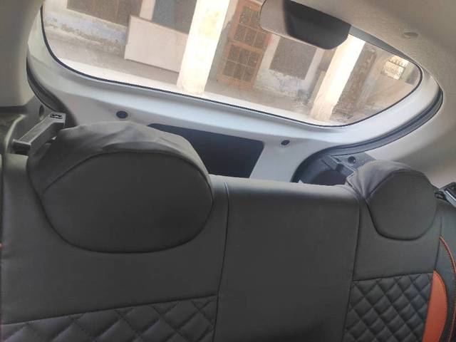 https://images10.gaadi.com/usedgaadi-sellcar/UsedCar/e5ff07e1a/3b169d93-1a17-4468-9fe4-f0d10622c6d4.jpg?imwidth=6401