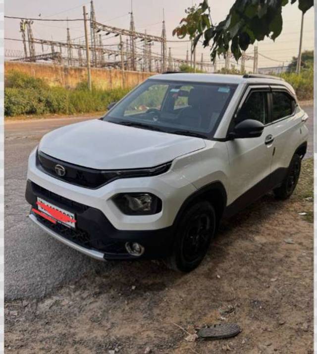 https://images10.gaadi.com/usedgaadi-sellcar/UsedCar/e5ff0903a/f18b735c-fc43-4aeb-b114-fa4132bfef11.jpg?imwidth=6401