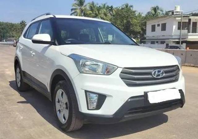 https://images10.gaadi.com/usedgaadi-sellcar/UsedCar/e5ff4d41a/63a135a9-c657-4df1-b16d-5b3b20622aac.jpg?imwidth=6400