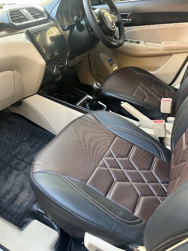 https://images10.gaadi.com/usedgaadi-sellcar/UsedCar/e5fff397a/2849227d-4428-4734-85c9-ec12bbfa0e00.jpeg?imwidth=6402