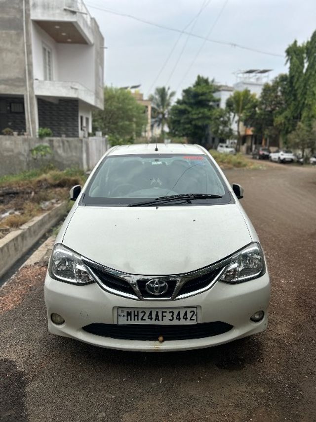 Toyota Etios VXD Second-hand 2015 Toyota Etios VXD for sale in Latur