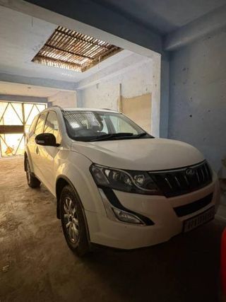 Used Mahindra XUV500 R W10 FWD