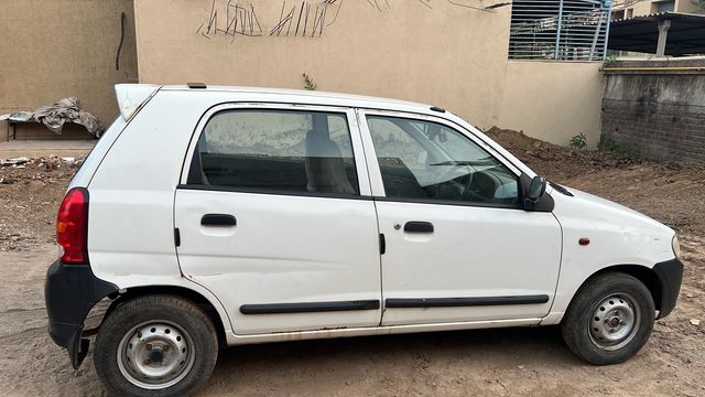 Second-hand 2011 Maruti Suzuki Alto 800 LXi for sale in Surat