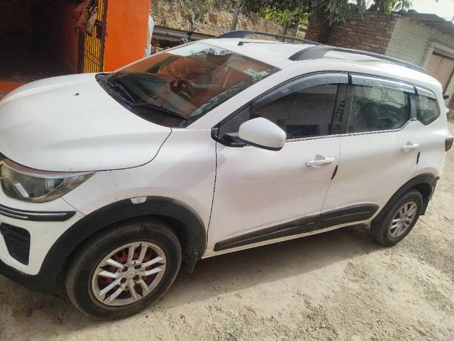 Renault Triber RXT BSIV Second-hand 2020 Renault Triber RXT BSIV for sale in Kanpur