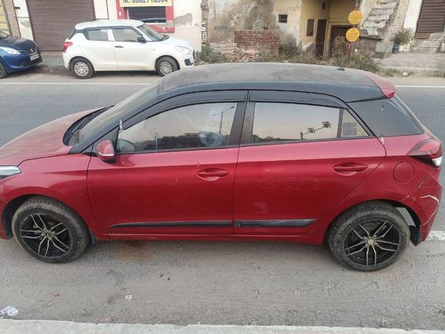 Hyundai i20 Sportz 1.2 Second-hand 2017 Hyundai i20 Sportz 1.2 for sale in New Delhi