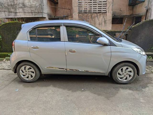 https://images10.gaadi.com/usedgaadi-sellcar/UsedCar/e614b174-58cb-46b0-addd-ebcf9585a338/b2f0aa13-3665-4720-a0e0-df3b1b266f9f.jpg?imwidth=6401