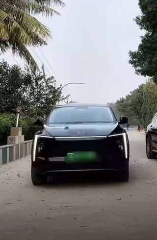 Used Mahindra XEV 9e Pack Two