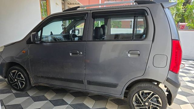 Maruti Suzuki Wagon R VXI BS IV Second-hand 2015 Maruti Suzuki Wagon R VXI BS IV for sale in Palakkad