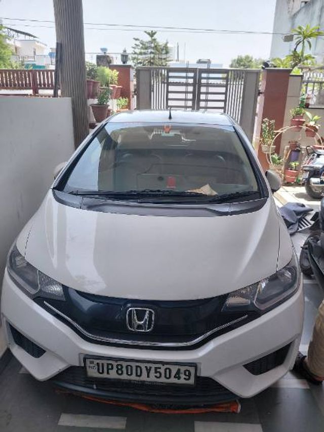 Honda Jazz 1.2 E i VTEC Second-hand 2016 Honda Jazz 1.2 E i VTEC for sale in Agra