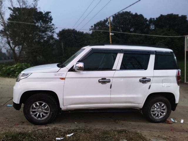 Mahindra TUV 300 T8 Second-hand 2018 Mahindra TUV 300 T8 for sale in Murshidabad