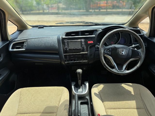 Second-hand 2016 Honda Jazz 1.2 V AT i VTEC for sale in Ahmedabad
