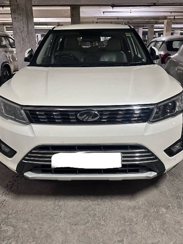 https://images10.gaadi.com/usedgaadi-sellcar/UsedCar/e646b103-78b8-44cc-8863-609cdae0cada/8fc328b7-ec87-477e-9be7-c83d1d1218d0.jpg?imwidth=6400