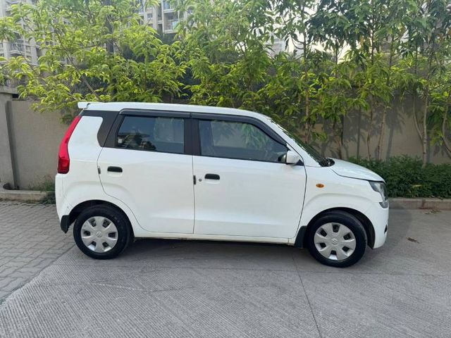 Second-hand 2019 Maruti Suzuki Wagon R AMT VXI for sale in Pune