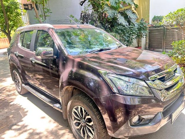 Isuzu MU-X 4X2 Second-hand 2018 Isuzu MU-X 4X2 for sale in Gurgaon