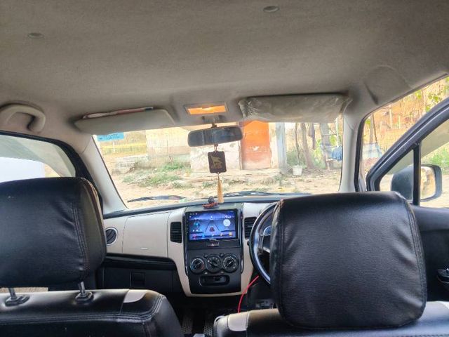 Maruti Suzuki Wagon R AMT VXI Plus Option Second-hand 2017 Maruti Suzuki Wagon R AMT VXI Plus Option for sale in Dausa
