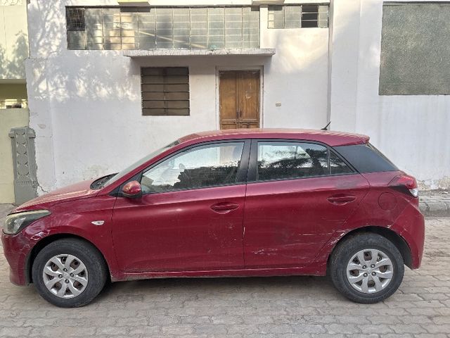 Second-hand 2014 Hyundai i20 Magna 1.2 for sale in Jaipur