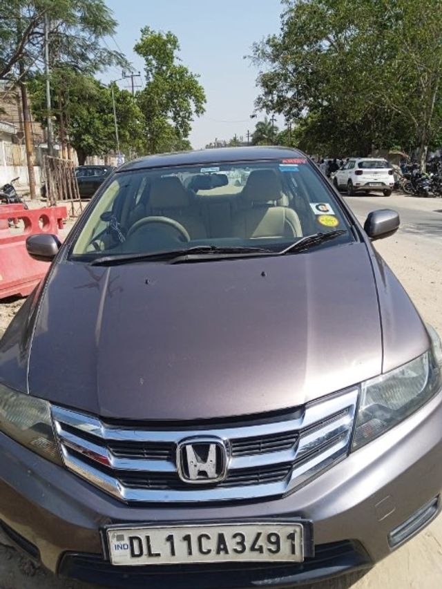 Second-hand 2013 Honda City S for sale in Gautam Buddha Nagar