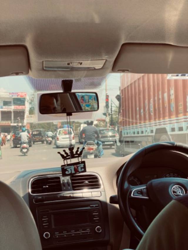 https://images10.gaadi.com/usedgaadi-sellcar/UsedCar/e6b50006-dfc2-450d-9e52-ffbee5ead762/317d8acd-8a99-410a-b759-40928d0c0601.jpeg?imwidth=6402