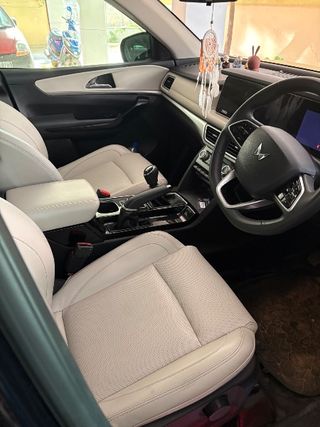 Used Mahindra XUV700 AX7 7Str Diesel