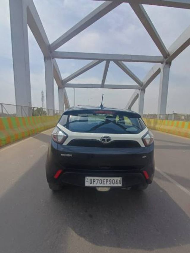 Tata Nexon 1.2 Revotron XM Second-hand 2018 Tata Nexon 1.2 Revotron XM for sale in Allahabad