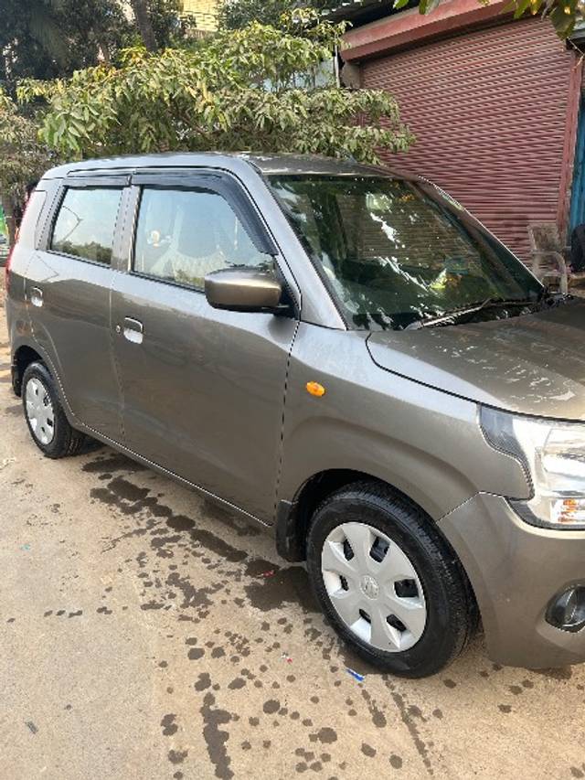 https://images10.gaadi.com/usedgaadi-sellcar/UsedCar/e6bb03fb-c1d1-427a-9eaa-ac9d9f3a0cb6/0250fe85-275b-429f-8402-ca40ef72b033.jpeg?imwidth=6401