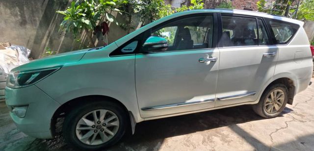 Toyota Innova Crysta 2.4 ZX MT BSIV Second-hand 2017 Toyota Innova Crysta 2.4 ZX MT BSIV for sale in Jaipur