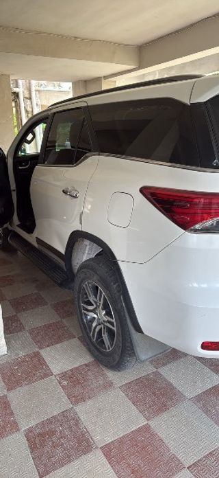 Used Toyota Fortuner 2.8 2WD MT BSIV