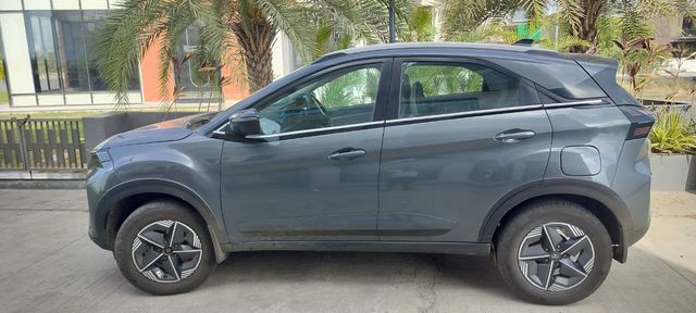 Tata Nexon Creative Plus PS CNG Second-hand 2024 Tata Nexon Creative Plus PS CNG for sale in Surat
