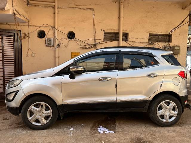 https://images10.gaadi.com/usedgaadi-sellcar/UsedCar/e6cfa0ec-3a35-4390-9c08-0b564ac4b6f7/ac5a60ab-cb5a-4f94-9769-8a2d8e3419c8.jpeg?imwidth=6402