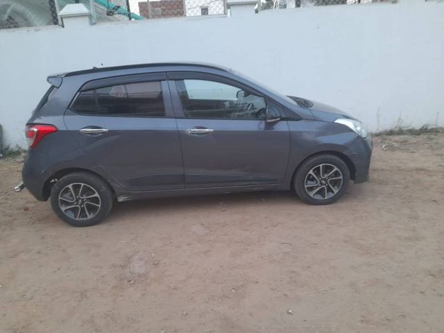 Hyundai i10 Sportz 1.1L LPG Second-hand 2017 Hyundai i10 Sportz 1.1L LPG for sale in Jaunpur